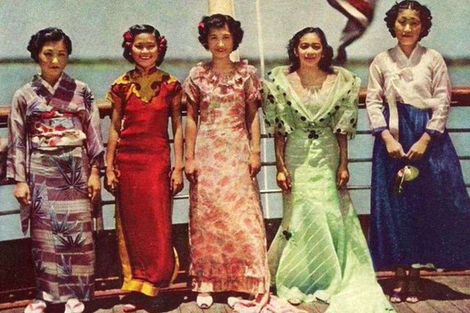 Hawaiian Women of Five Ethnicities (1938): Japanese, Chinese, Hawaiian, Filipino, and Korean from Reddit - What Does Pinay Mean - Blossoms Dating Blog