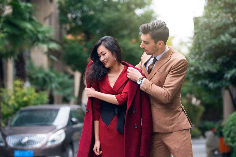 A Filipino Woman and an American Man Dressed for Date Night - How to Make a Filipina Fall in Love with You - Blossoms Dating Blog